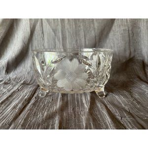 Crystal Clear Glass Flower Cut Heavy Serving/Décor Footed Bowl
